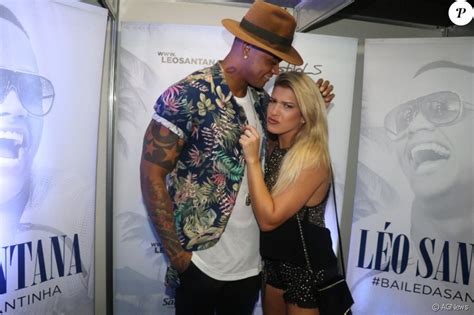 Leo Santana E Lorena Improta Ficaram Noivos Em De Julho Certeza Que