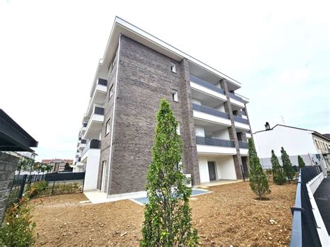 Vendita Appartamento Lissone Quadrilocale In Via Edmondo De Amicis 40