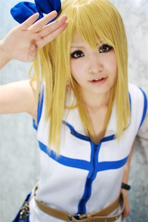 girl note: Fairy Tail Lucy Cosplay Costume