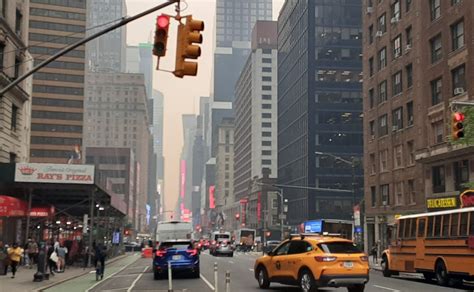 El Aire De Nueva York Sigue Insalubre A La Espera De Lluvia Los