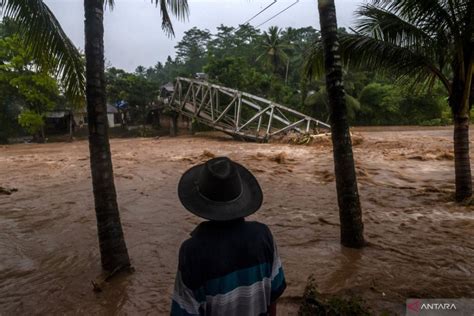 Banjir Bandang Susulan Di Lebak Antara News