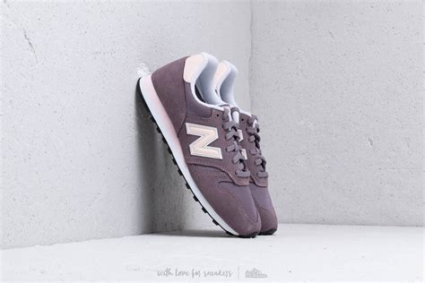 New Balance 373