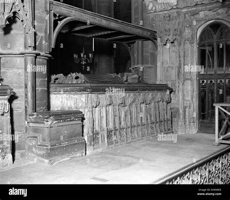 Royal Tombs in Westminster Abbey Stock Photo - Alamy