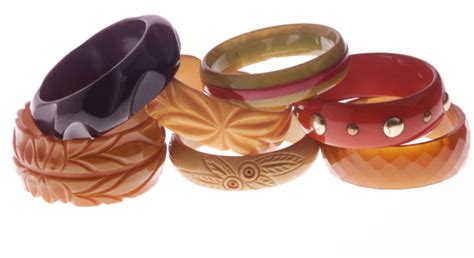 How To Identify Bakelite Jewelry