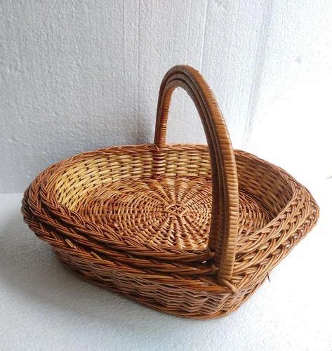 Natural Willow Picnic Baskets For Home Size Various Sizes At Rs 350