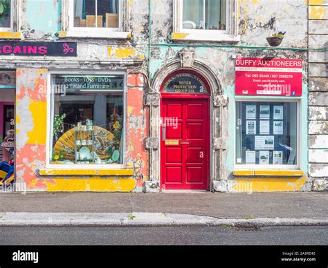 Headford Ireland August 6 2019 Dilapidated But Colorful Shops And