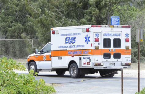 Two Car Collision In Waipahu Sends 3 To The Hospital In Serious