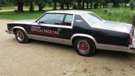 1977 Oldsmobile Delta 88 Royale Indy 500 Festival Pace Car 442 Hurst For Sale