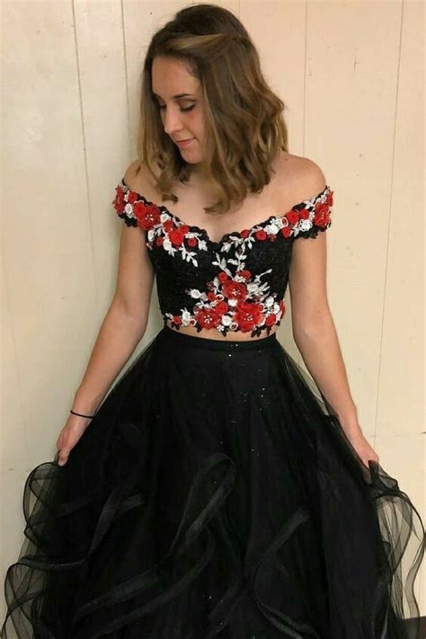 Pin by Isabel Draiman on Bustier y Croptop Xv Años Custom made prom