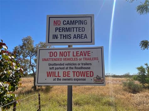 Nanutarra Roadhouse And Day Use Rest Area Petrol Station At Null