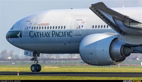 B Kqf Cathay Pacific Boeing Er At Amsterdam Schiphol Photo