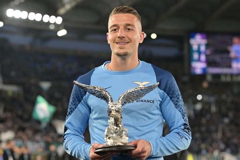 Milinkovic rimane Serie A arriva con un maxi scambio Sarri dice sì