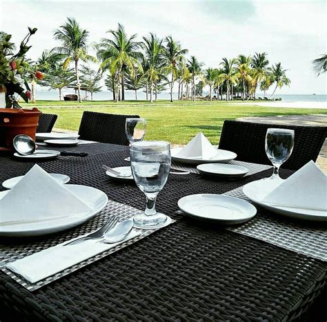 205m4d1 Cafe Pantai Di Jepara