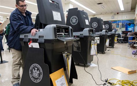 Worried That Voting Machines Could Be Hacked Theres A Bill To Prevent