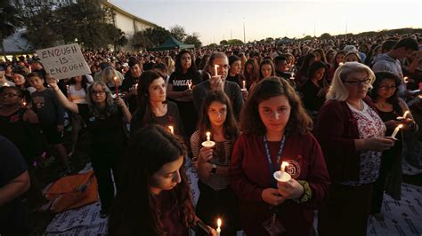 Esta Vez Nos Tocó A Nosotros Llanto Y Dolor En La Vigilia Por Las Víctimas De La Masacre En