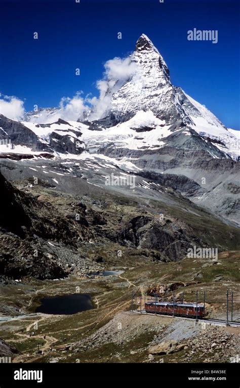 Das Matterhorn und Gornergratbahn in der Nähe von Zermatt Kanton