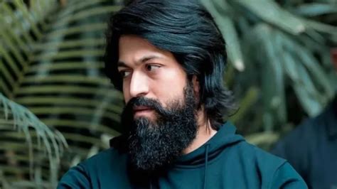 Hero Yash కేజీఎఫ్‌ హీరో పుట్టిన రోజు వేడుకల్లో అపశృతిముగ్గురు