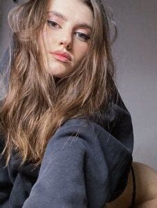 Skinny Alice S Sex Photo Gallery With Nude Pics Stripchat