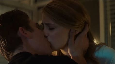 Lesbian Kissing Scene I Wanna S E X With You Tonight Kissing Scene YouTube