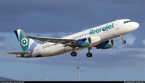 EC LZD Iberojet Airbus A320 214 WL Photo By Martin Bernict ID