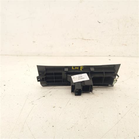 Used Power Door Window Switch For Dmax Lh Front Rc