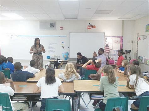 Frazier family, friends visit Beaufort Elementary – The Island News – Beaufort, SC