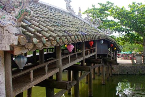 Thanh Toan Tile Roofed Bridge In Hue The Most Ancient In Vietnam Sesomr