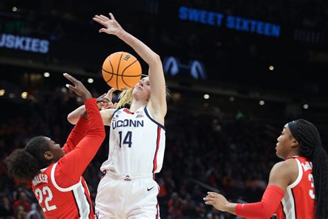 Sweet 16 Uconn Womens Basketball Shocked By Ohio State 73 61 The