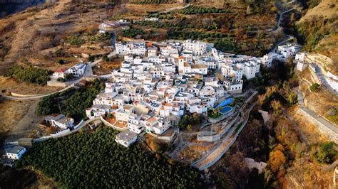 El pueblo de las brujas de Granada