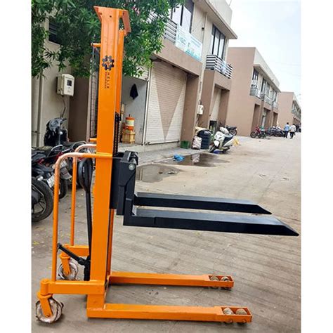 Hydraulic Manual Pallet Stacker At Best Price In Ahmedabad Helix