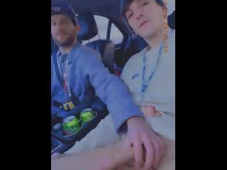 Подъезжаю к своему парню пока я за рулем Pornhub Gay