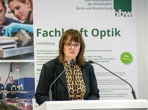 Neue bbw Qualifizierungsrunde für künftige Fachkräfte openPR