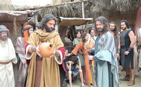 Em Os Dez Mandamentos Mois S Transforma Gua Em Sangue Estrelando