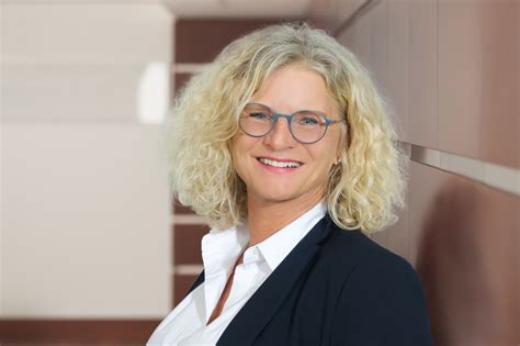 Evelin Götz Exklusiv Immobilien Schweiz AG