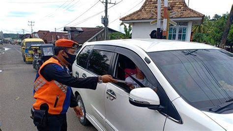 Sanksi Bagi Pengendara Yang Terobos Pintu Perlintasan Kereta Api