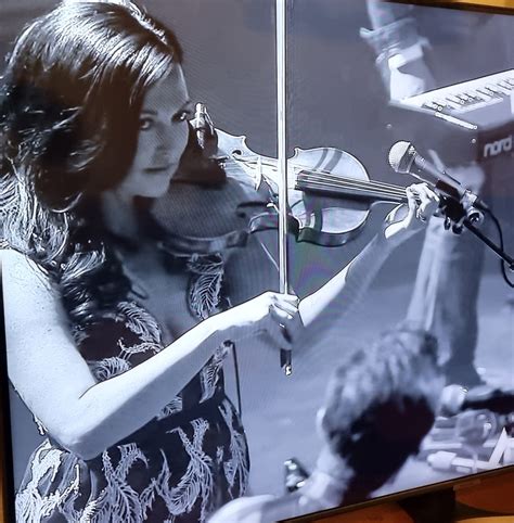 Craig on Twitter: "Get yourself a backup singer/violinist/wife that