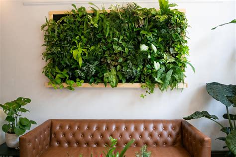 20 Indoor Living Walls Vertical Garden Ideas You Should Check | SharonSable