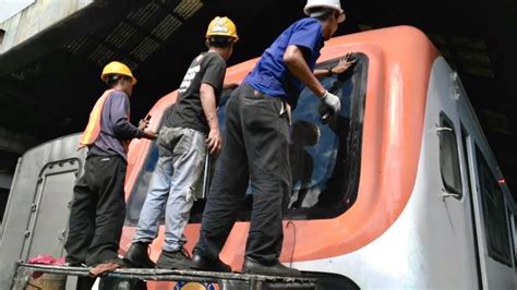 Stone Throwing Incident Damaged PNR Rotem Train Front Glass Windshield