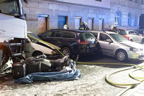 Fotos Betrunkener Lkw Fahrer Verw Stet Wohngebiet In F Rth