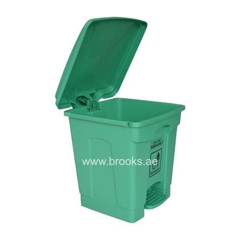 Brooks Smarter Plastic Pedal Bin - RAMT