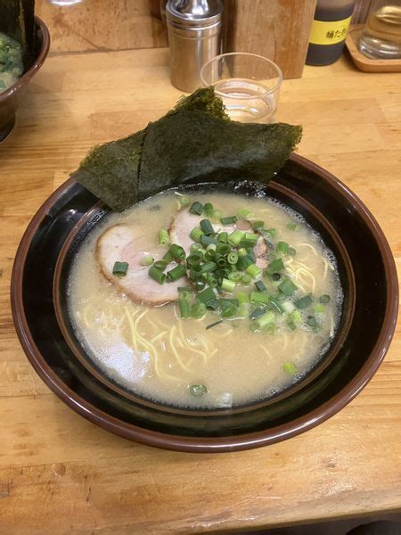 『九州豚骨ラーメン 替え玉 ️1』九州とんこつらーめん 武者がよか 日ノ出町店のレビュー ラーメンデータベース