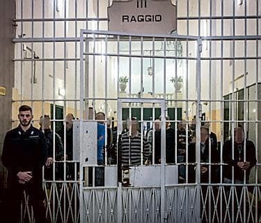 Carceri Sovraffollate Lombardia Tra Le Peggiori Ditalia Oltre