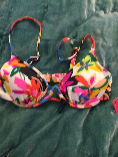 Nwt White Floral Xs Beach Pool Underwire Padded Bikini Top Only Xhilaration Ebay