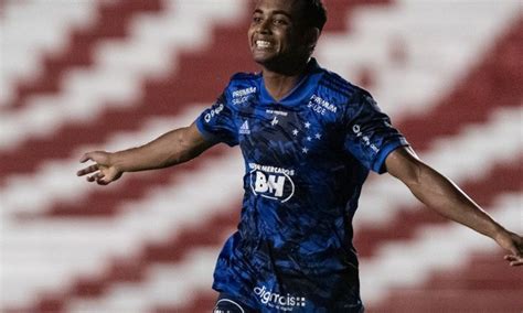 Ceará Acerta A Contratação Do Atacante Airton Do Cruzeiro Ne45