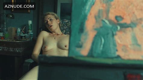 SOPHIE REINHARD Nude AZNude