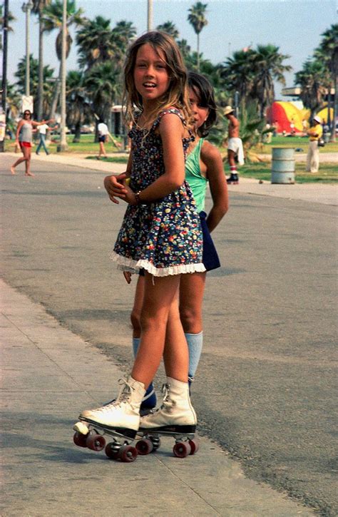 Kids On Rollerskates Venice Beach The 1970s Vintage Kids Fashion