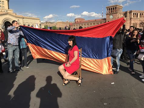 Armenia S Leader Resigns Amid Peaceful Mass Protests Eurasianet