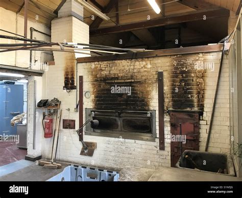 Brotbackofen Traditionell Stockfotos Und Bilder Kaufen Alamy