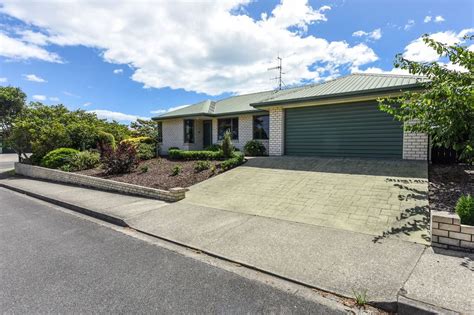 Property Value 27 Kingsford Drive Stoke Realestate Co Nz