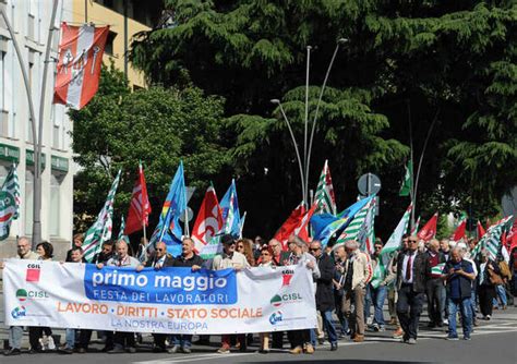 Primo Maggio La Manifestazione A Milano